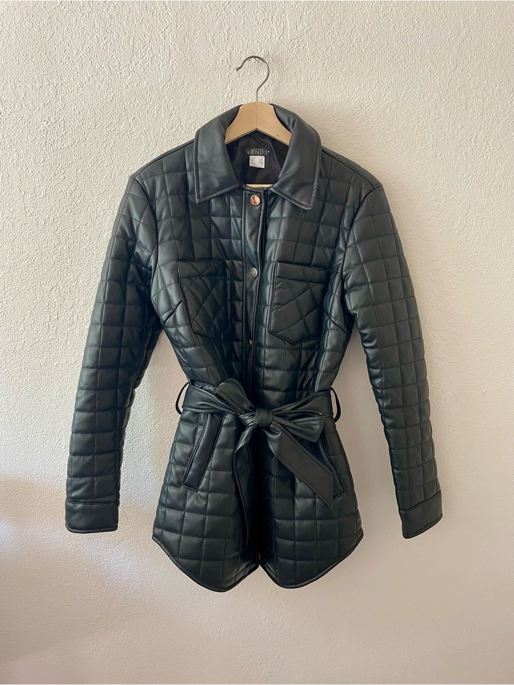 Venus Women’s Quilted Fux Leather Long Tie Front Jacket GUC
